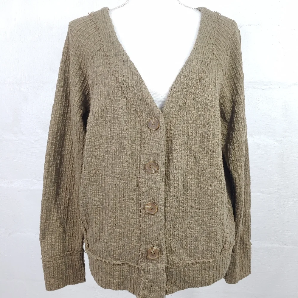 TWO BY VINCE CAMUTO BUTTON CARDIGAN (a209)